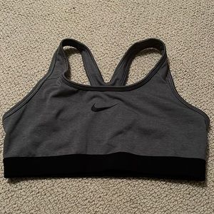 Nike DriFit XL sports bra